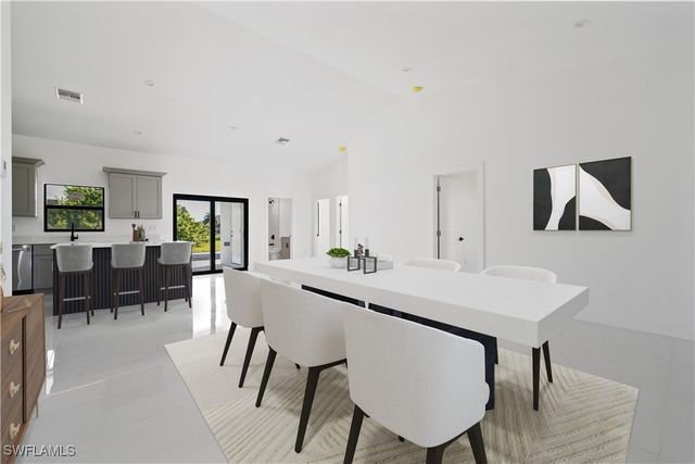 2458 NW 9th TER, Cape Coral, FL 33993