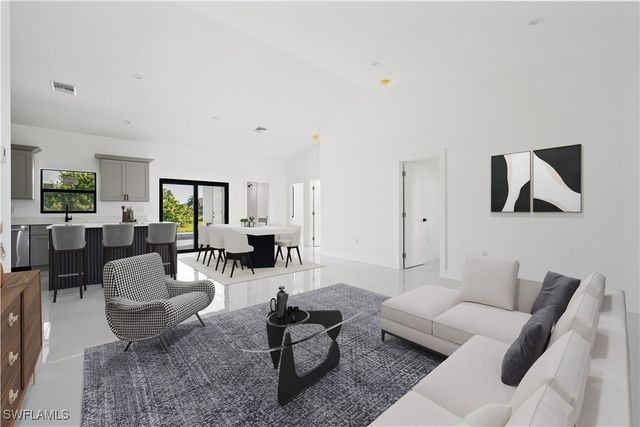 2458 NW 9th TER, Cape Coral, FL 33993