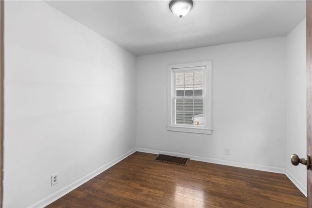5514 S Swartz Road, Kansas City, KS 66106