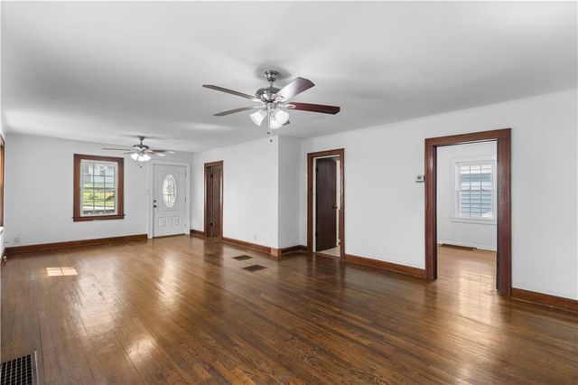5514 S Swartz Road, Kansas City, KS 66106