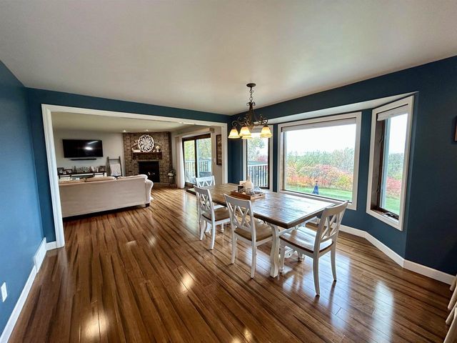 N5585 MAPLE VIEW LANE, Hilbert, WI 54129