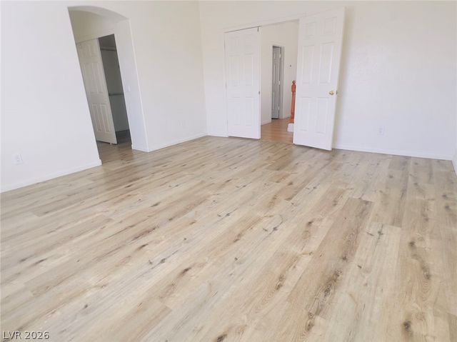 7941 BLUE BROOK Drive, Las Vegas, NV 89147