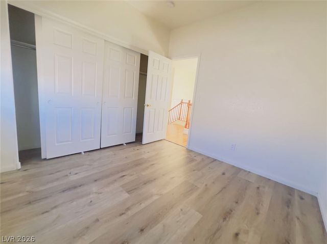 7941 BLUE BROOK Drive, Las Vegas, NV 89147