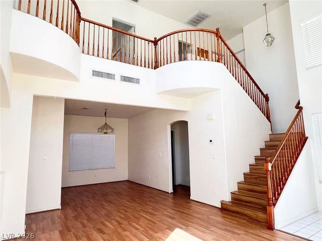 7941 BLUE BROOK Drive, Las Vegas, NV 89147