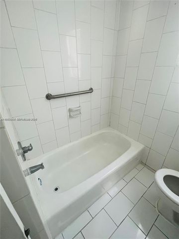 840 81st St 3, Miami Beach, FL 33141