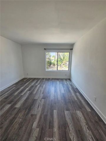 19050 Sherman, Reseda, CA 91335