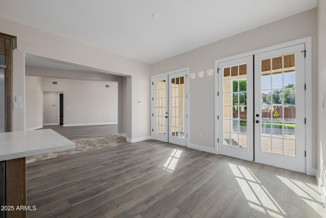 8451 W DALEY Lane, Peoria, AZ 85383