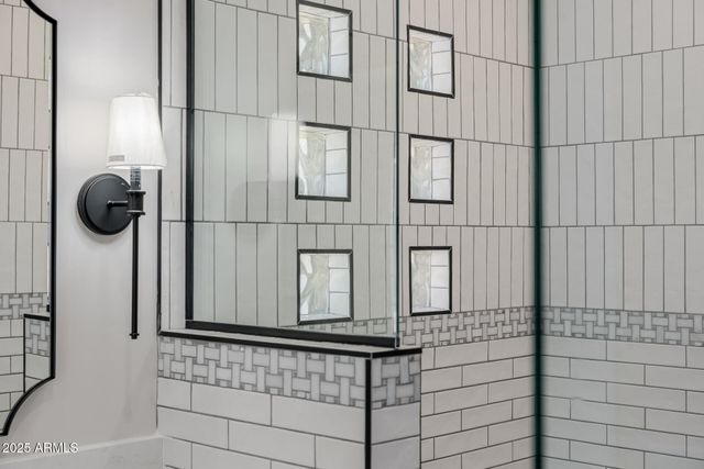 8451 W DALEY Lane, Peoria, AZ 85383