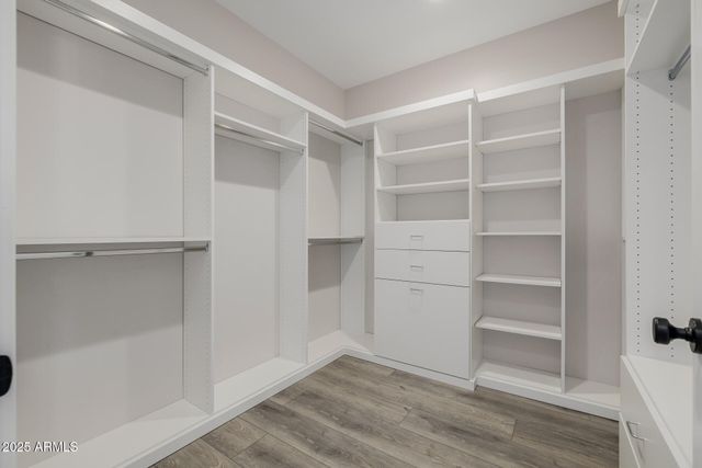 8451 W DALEY Lane, Peoria, AZ 85383