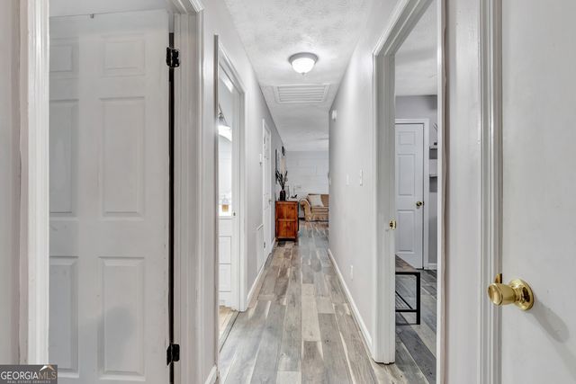 2089 Moore Rd, Moreland, GA 30259