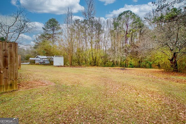 2089 Moore Rd, Moreland, GA 30259