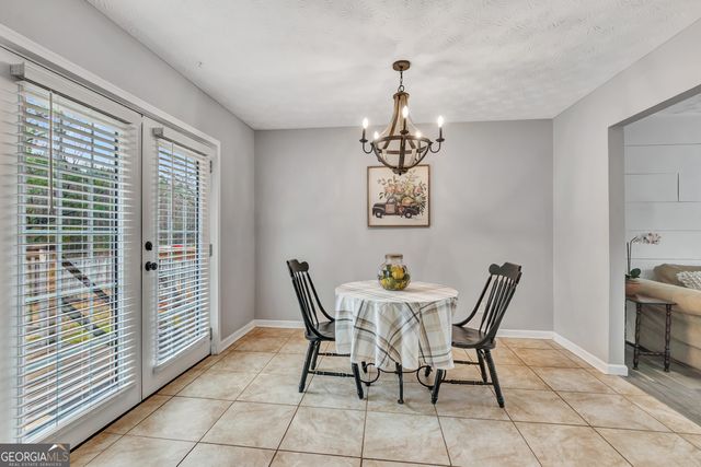 2089 Moore Rd, Moreland, GA 30259