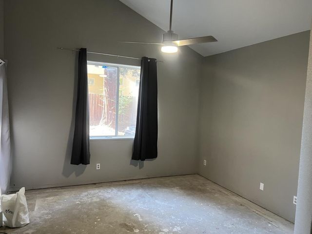5845 W Decatur Avenue, Fresno, CA 93722