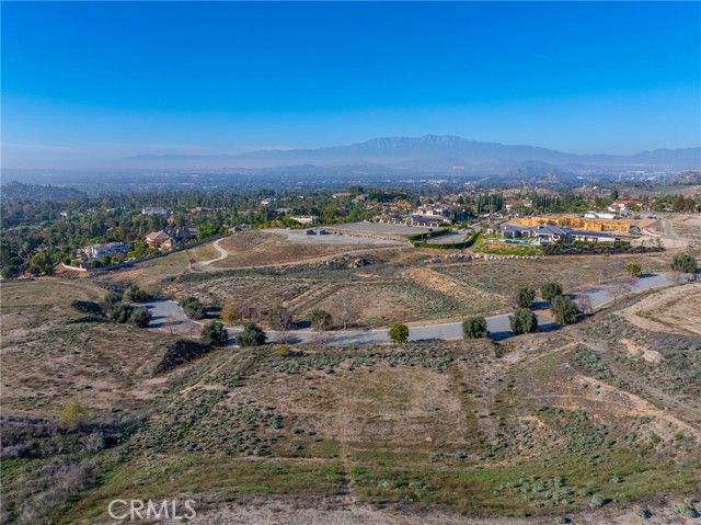 7478 Via Montecito, Riverside, CA 92506