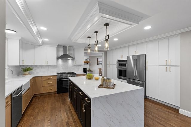 12 Brookside Ln, Norfolk, MA 02056