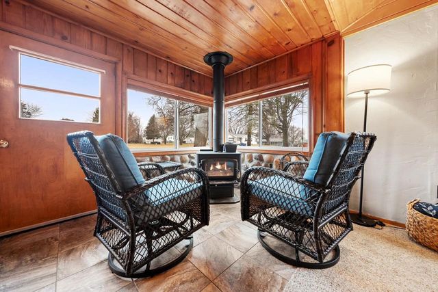 104 N 3RD AVENUE, Winneconne, WI 54986