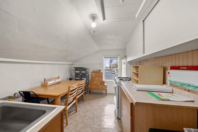 104 N 3RD AVENUE, Winneconne, WI 54986