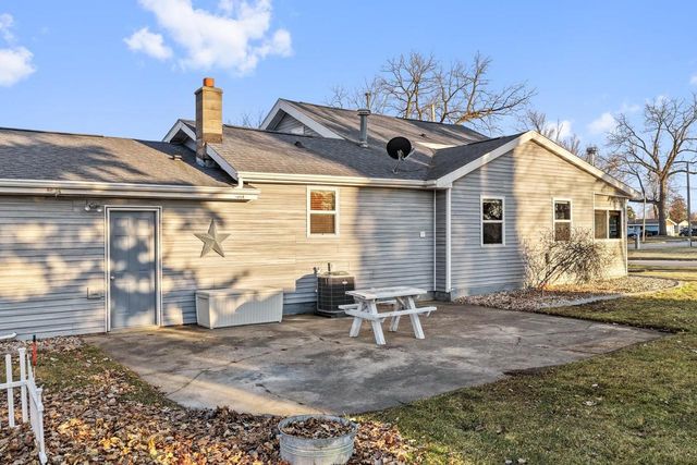 104 N 3RD AVENUE, Winneconne, WI 54986