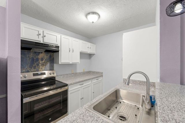 2121 Hepburn Street 1216, Houston, TX 77054