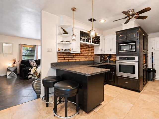 19201 ALICE CIRCLE, Lutz, FL 33558