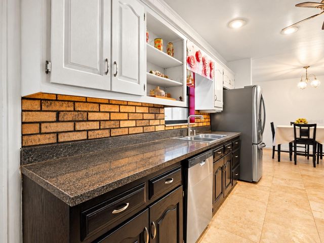 19201 ALICE CIRCLE, Lutz, FL 33558