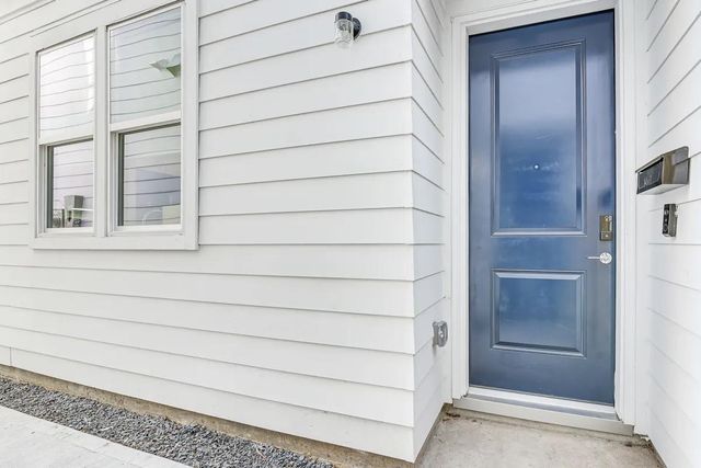 5111 Briscoe Street B, Houston, TX 77033