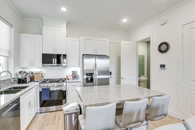 5111 Briscoe Street B, Houston, TX 77033