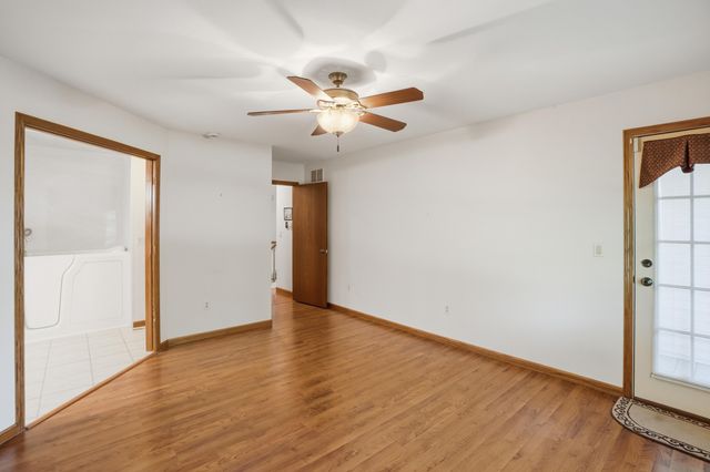 850 Shannon Drive, Crown Point, IN 46307