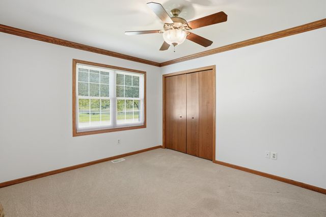 850 Shannon Drive, Crown Point, IN 46307