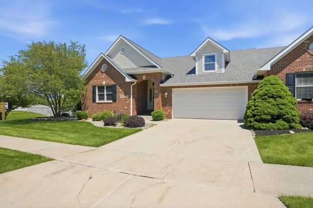 850 Shannon Drive, Crown Point, IN 46307