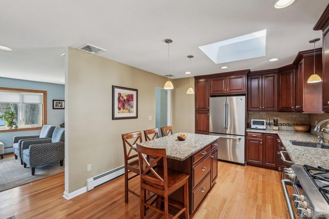 23 Will Rogers Lane, Nanuet, NY 10954
