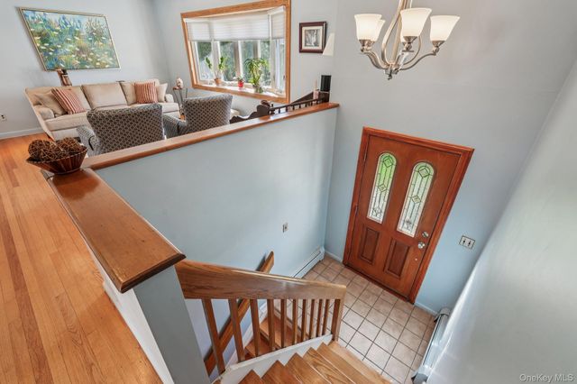 23 Will Rogers Lane, Nanuet, NY 10954