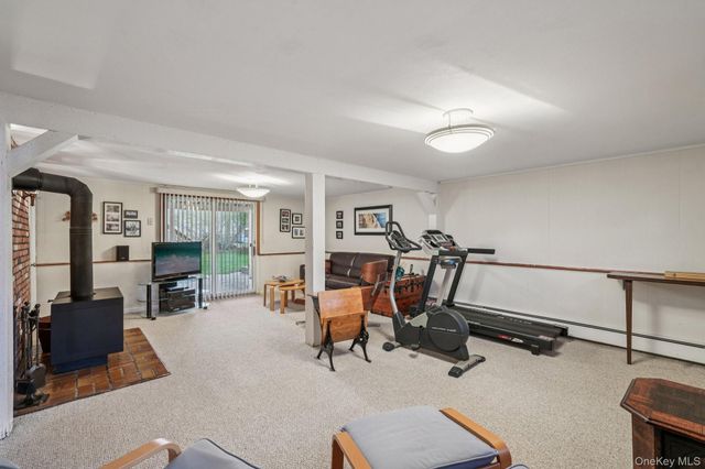 23 Will Rogers Lane, Nanuet, NY 10954