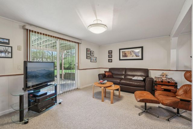 23 Will Rogers Lane, Nanuet, NY 10954