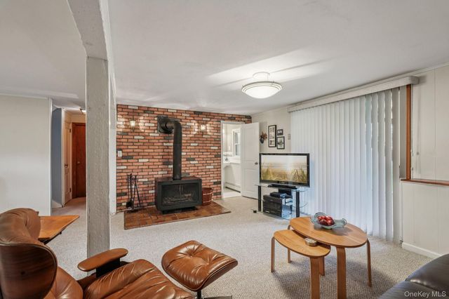 23 Will Rogers Lane, Nanuet, NY 10954
