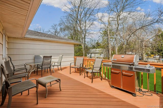 23 Will Rogers Lane, Nanuet, NY 10954
