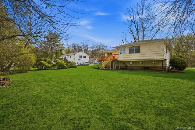 23 Will Rogers Lane, Nanuet, NY 10954