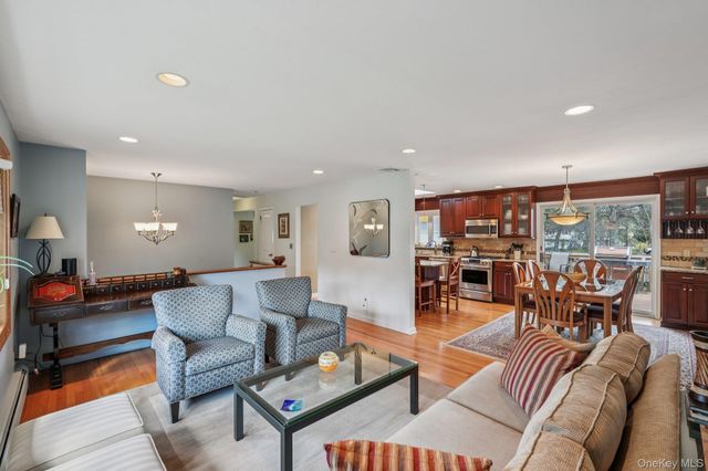 23 Will Rogers Lane, Nanuet, NY 10954