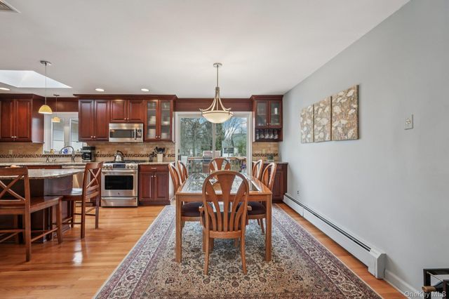 23 Will Rogers Lane, Nanuet, NY 10954