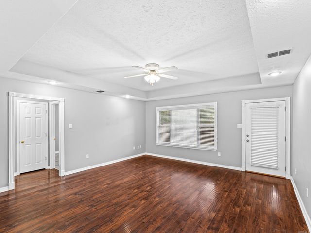 380 Apple Hill Road, Austin, AR 72007