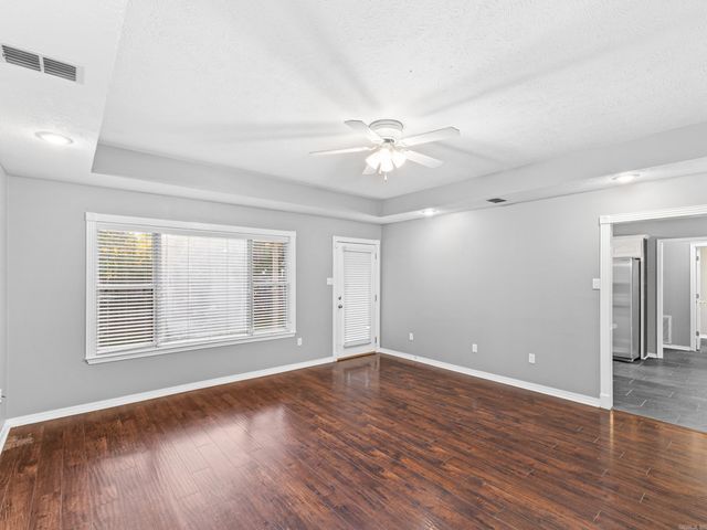 380 Apple Hill Road, Austin, AR 72007