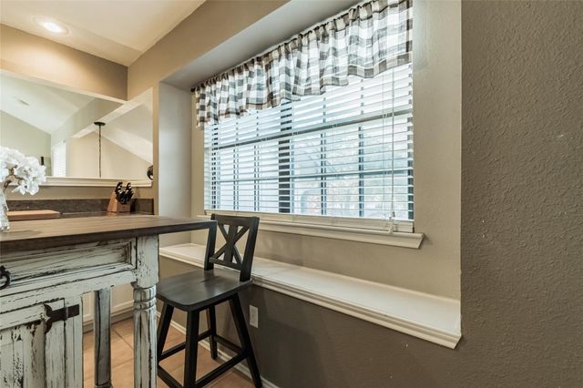 2939 Hunters Point Lane, Carrollton, TX 75007