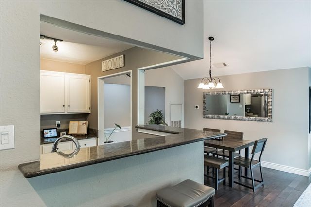 2939 Hunters Point Lane, Carrollton, TX 75007