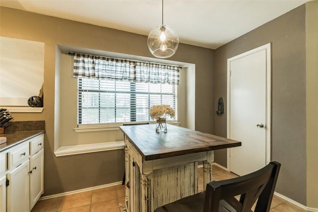 2939 Hunters Point Lane, Carrollton, TX 75007