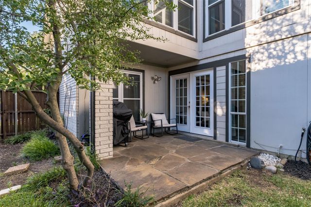2939 Hunters Point Lane, Carrollton, TX 75007