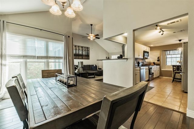 2939 Hunters Point Lane, Carrollton, TX 75007