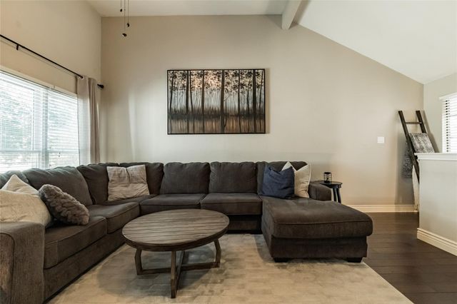 2939 Hunters Point Lane, Carrollton, TX 75007