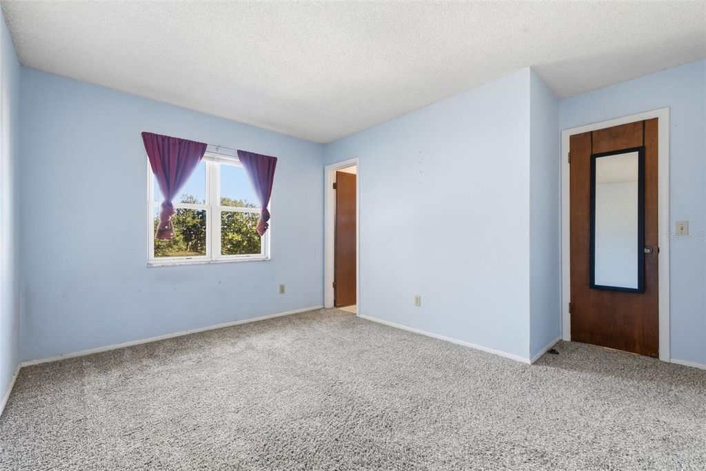 Image 24 of property listing at 520 JUPITER WAY, Casselberry, FL 32707