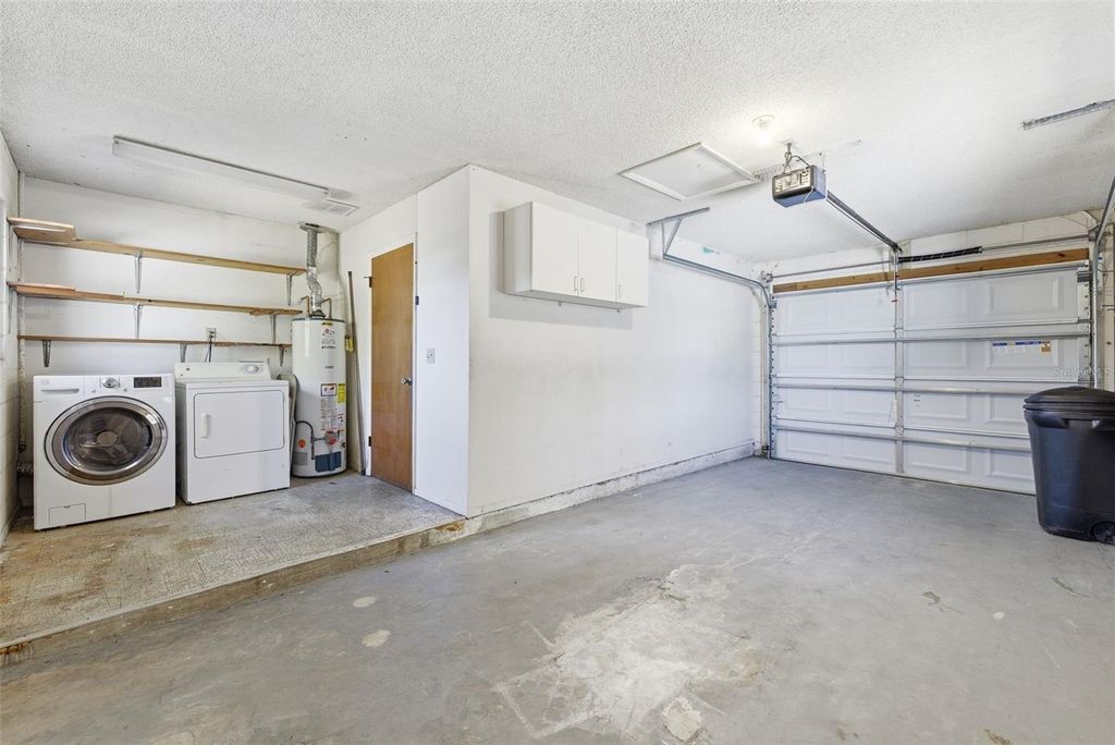 Image 40 of property listing at 520 JUPITER WAY, Casselberry, FL 32707