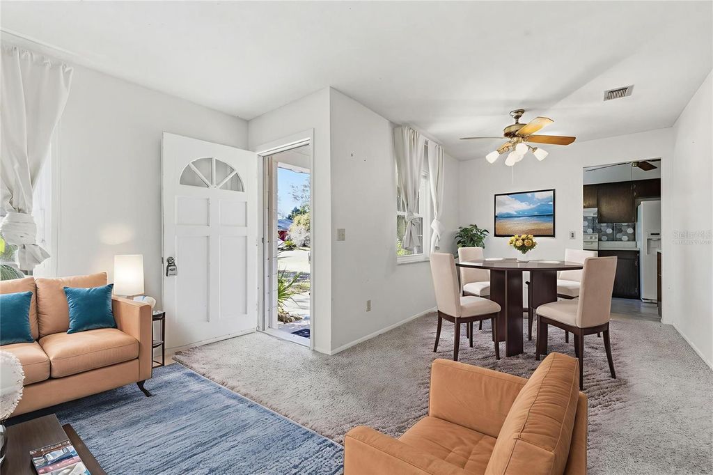 Image 7 of property listing at 520 JUPITER WAY, Casselberry, FL 32707